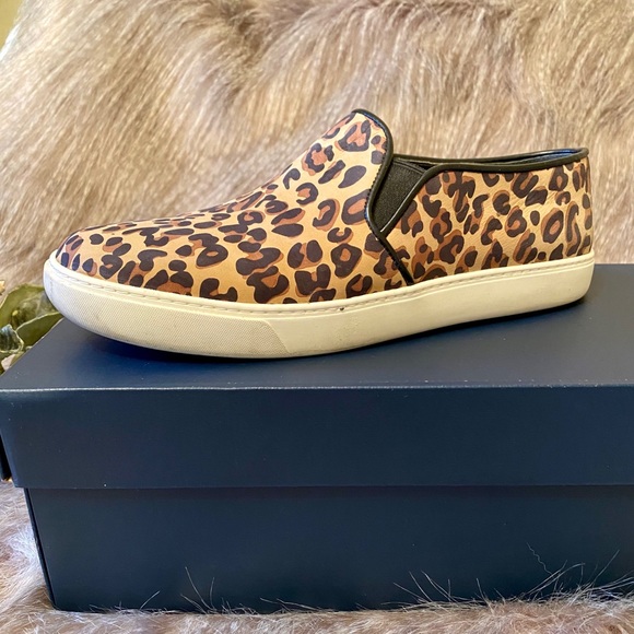 Cole Haan Sz 9 Leopard Nubuck Slip on - Picture 2 of 7